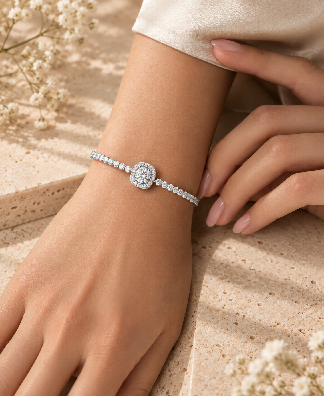 Camelia Moissanite Bracelet