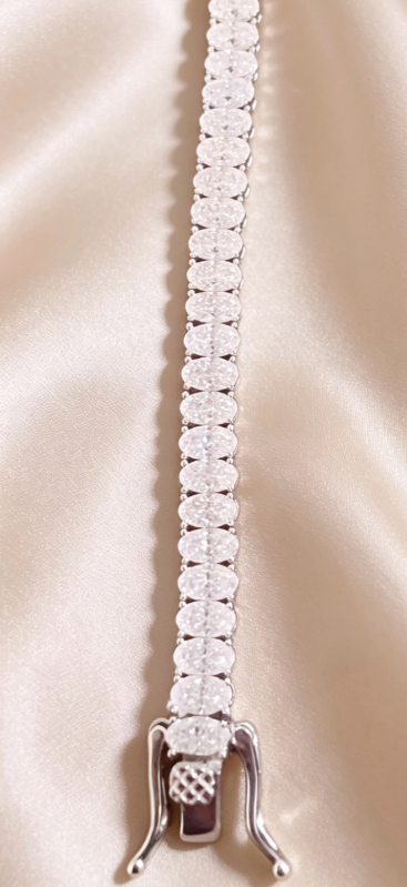 Alessa Oval Tennis Bracelet