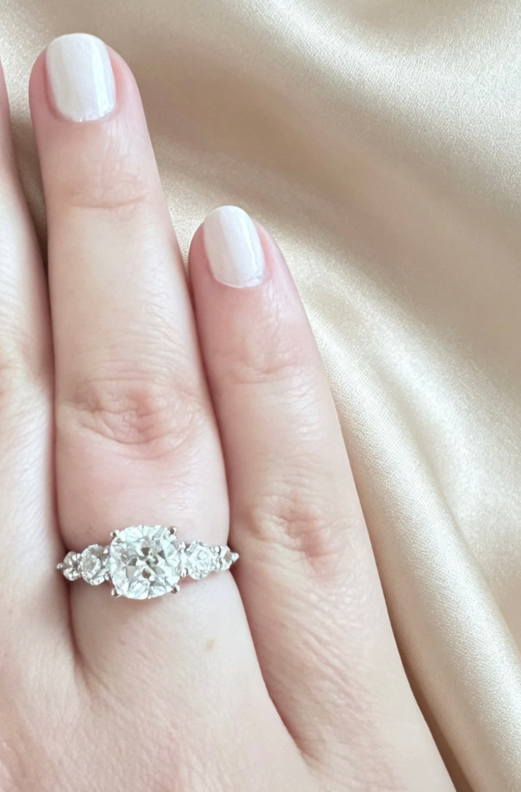 Lilly Ring