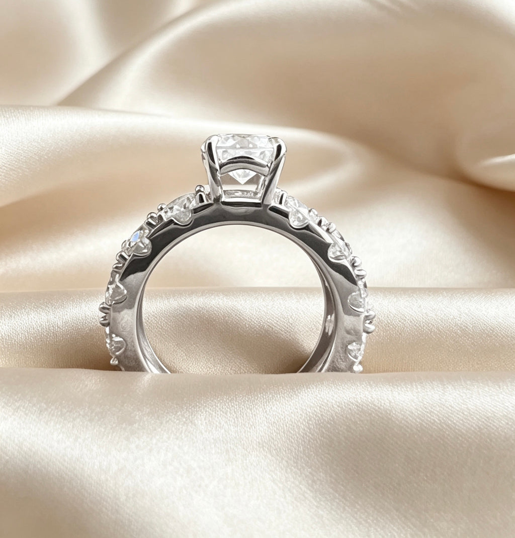 Aurora Royale Ring