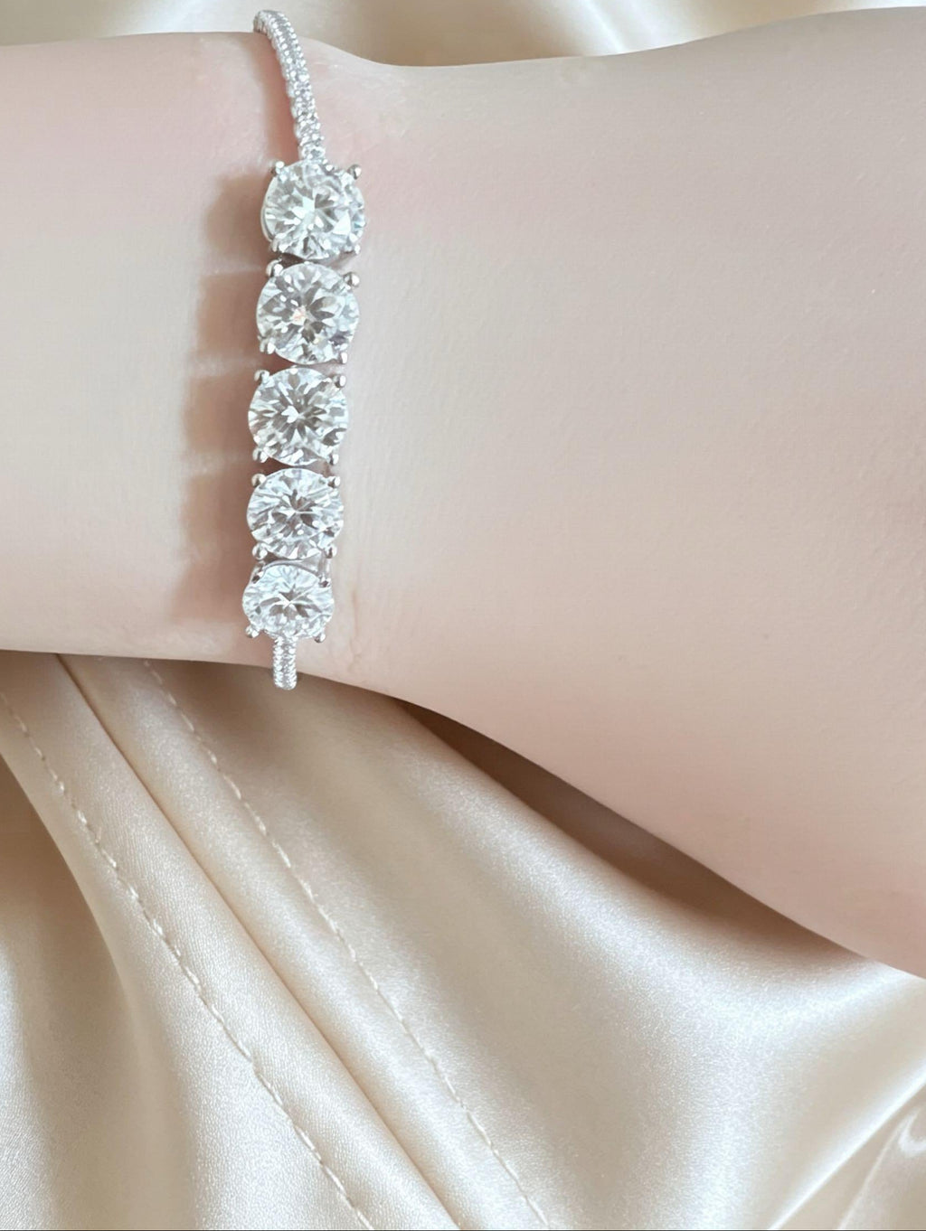Lilly Bracelet